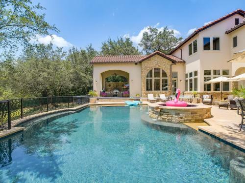 The Above Villa Bonita