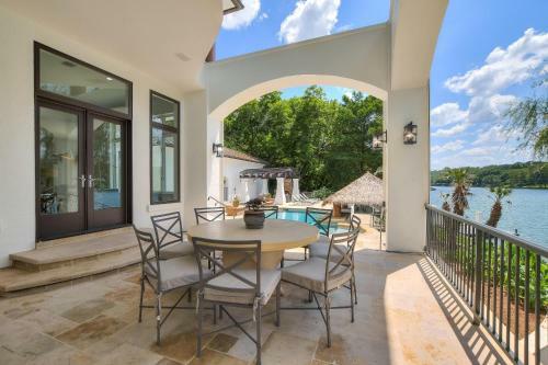 The Above Casa Paradiso On Lake Austin
