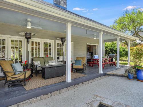 The Authentic Westlake Estate Austin