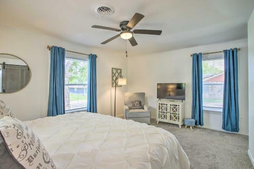 Spacious Brenham Home With Game Room And Fire Pit