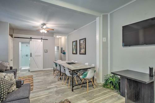 Boho Chic Dallas Duplex About 3 Mi To Downtown!
