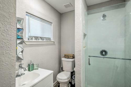 Boho Chic Dallas Duplex About 3 Mi To Downtown!