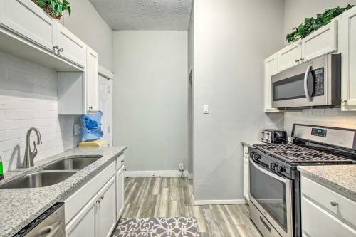 Boho Chic Dallas Duplex About 3 Mi To Downtown!