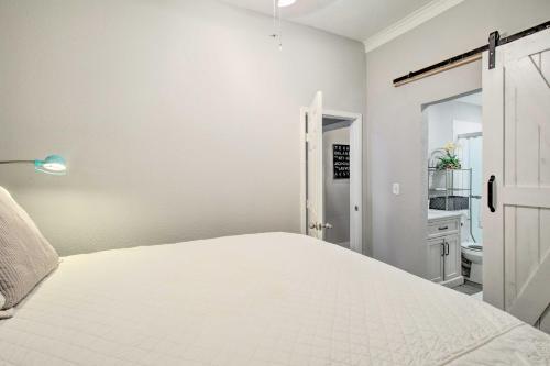 Boho Chic Dallas Duplex About 3 Mi To Downtown!