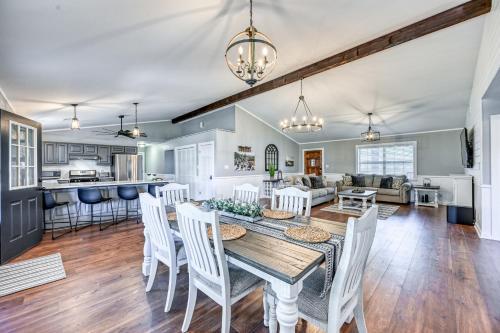 Wow! Exceptional House With Inviting Fire Pit!