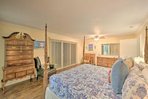 Malakoff Lakefront Home Golf Course On-site!