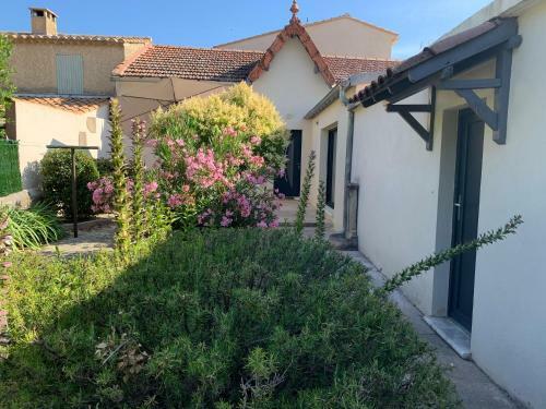 Petite Maison Pr�s Du Centre