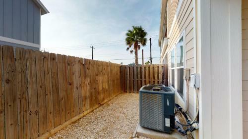 Villa Bc403 Fabulous Townhome With Beach Decor, Shared Heated Pool, Garage Access