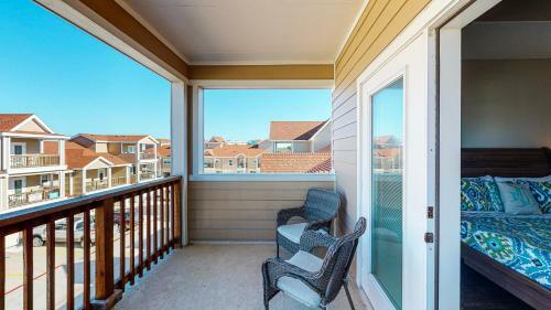 Villa Bc403 Fabulous Townhome With Beach Decor, Shared Heated Pool, Garage Access