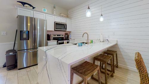 Villa Bc102 Beautifully Decorated Townhome, Heated Shared Pool, 1 Minute To Beach