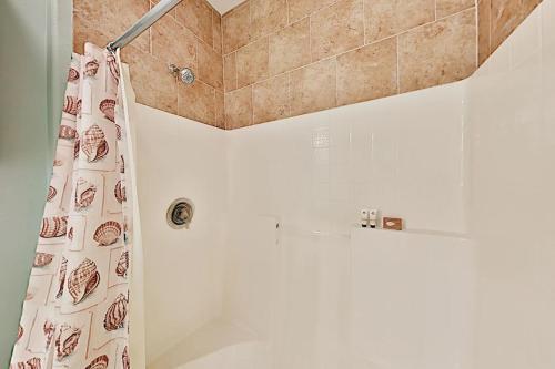 Parrot's Hideaway Townhouse