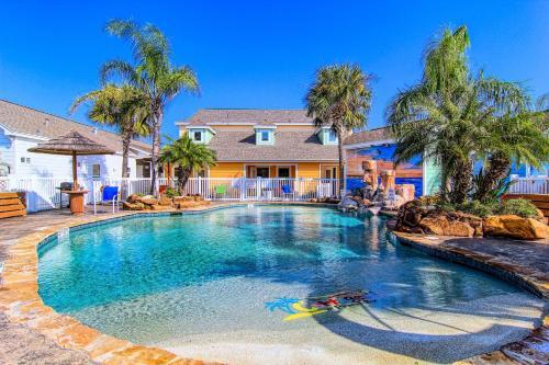 Parrot's Hideaway Townhouse