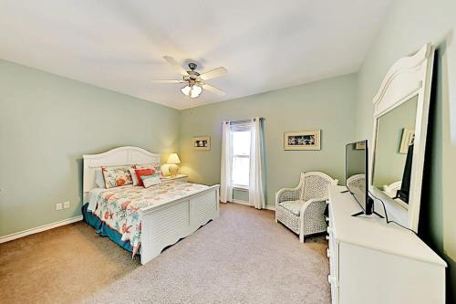 Parrot's Hideaway Townhouse