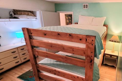 Sea Sands Condominium #103