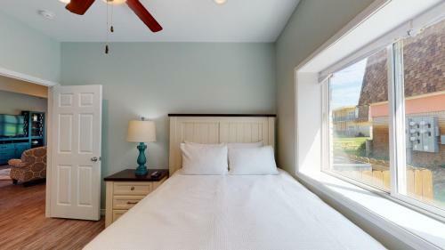 Apartamento Ir45 Bottom Floor Condo, 3 Bedrooms 2 Bath, View Of Shared Pool, Boardwalk