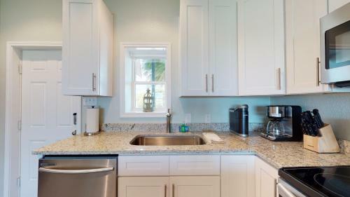 Apartamento Ir45 Bottom Floor Condo, 3 Bedrooms 2 Bath, View Of Shared Pool, Boardwalk