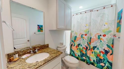 Villa Tc503 Townhome Located In Town, Close To Beach, Shared Pool, Pet Friendly