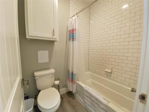 11th Heaven Townhouse