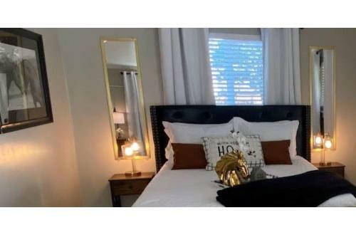 Hostal Stunning Cozy Downtown Guesthouse