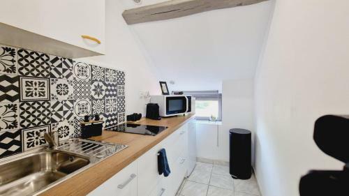 Apartamento J.mo Home - Louvroil - Calme - Id�al Couple - D�placement Pro