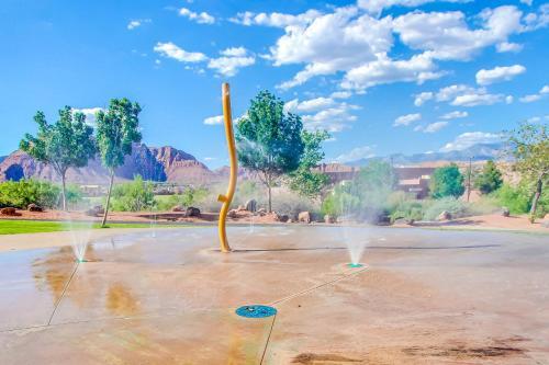 Desert Escape Paradise Village 93