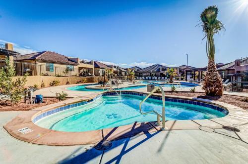 Desert Escape Paradise Village 93
