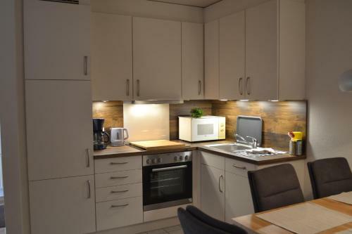 Apartamento Ferienwohnung - Gasthof Meetz Fehmarn