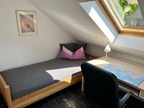 Apartamento Herzlich Willkommen In Der Dachstube Niestetal