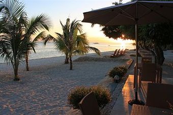 Hotel Linaw Beach Resort