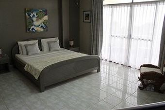 Hotel Linaw Beach Resort