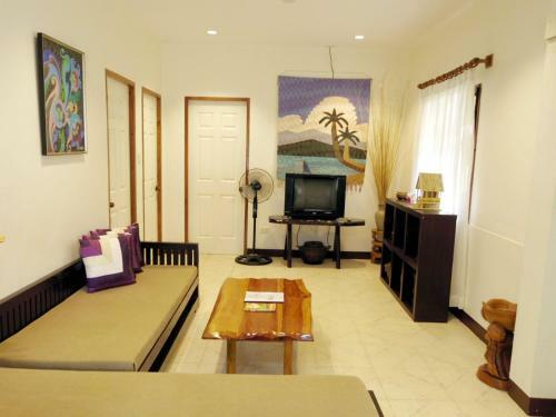 Hotel Chiisai Natsu Resort