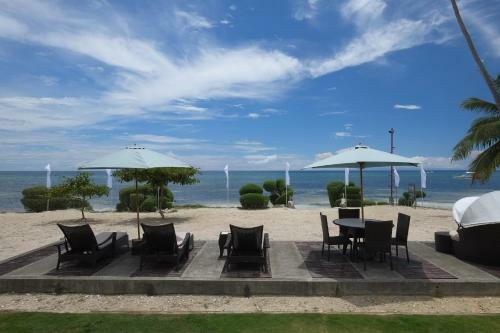 Hotel Dive Thru Resort