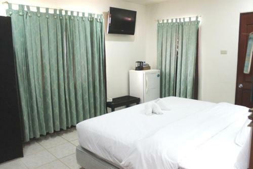 Hotel Lost Horizon Beach Dive Resort