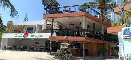 Hotel Lost Horizon Beach Dive Resort