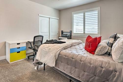 Lovely Cheyenne Home With Fireplace And Grill!
