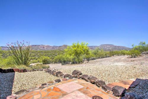 Unique Phoenix Abode With 2-tier Patio And Grills
