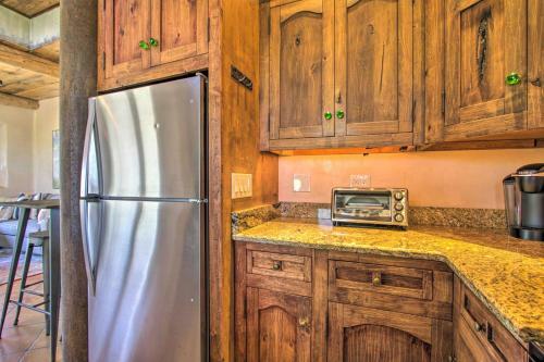 Unique Phoenix Abode With 2-tier Patio And Grills