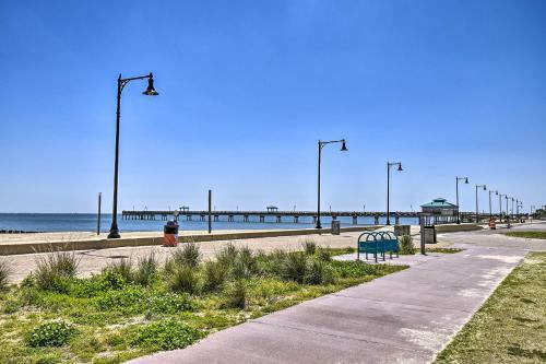 Charming Hampton Home Less Than 2 Mi To Buckroe Beach