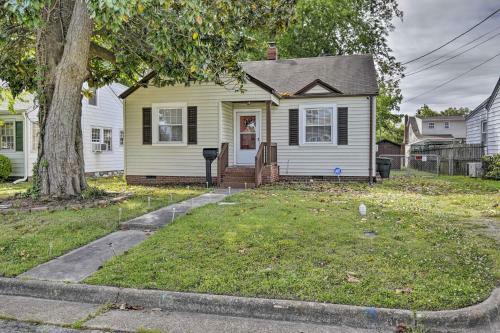 Charming Hampton Home With Yard, 6 Mi To Beach!