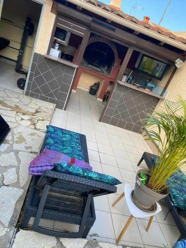 Maison De 4 Chambres Avec Jacuzzi Jardin Clos Et Wifi A Perpignan