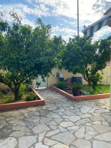 Maison De 4 Chambres Avec Jacuzzi Jardin Clos Et Wifi A Perpignan