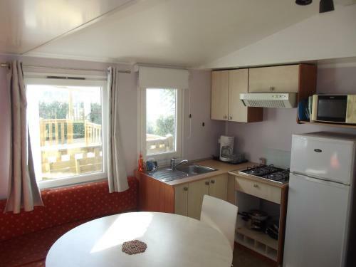 Mobile Home 6 People With Air Conditioning And Heating 3 Double Bedrooms