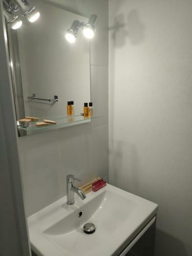 Apartamento Wallis Yourhosthelper
