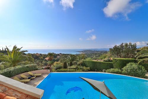 Villa Horizon Bleu F�r 8 Pers., Luxuri�s, Pool