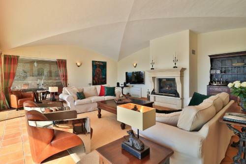 Villa Horizon Bleu F�r 8 Pers., Luxuri�s, Pool