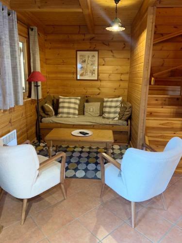 Chalet De 3 Chambres Avec Piscine Partagee Sauna Et Terrasse A Le Devoluy