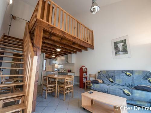 G�te Sermentizon, 2 Pi�ces, 3 Personnes - Fr-1-630-207