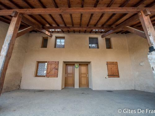 G�te Sermentizon, 2 Pi�ces, 3 Personnes - Fr-1-630-207