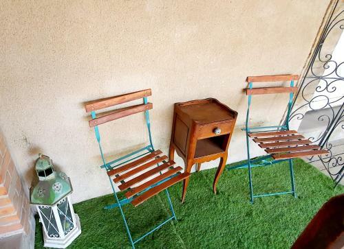 Artistic Apartment, Sleeps 4, Centrally Situated.