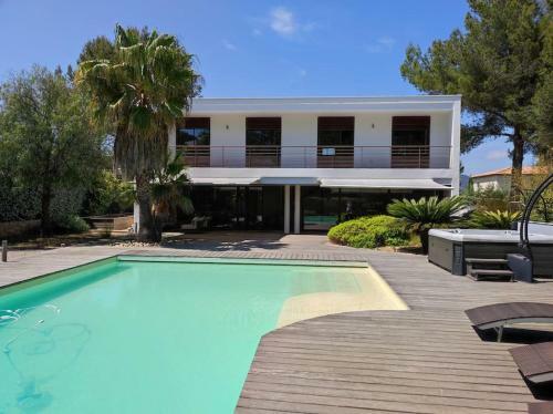 Villa Diane Yourhosthelper
